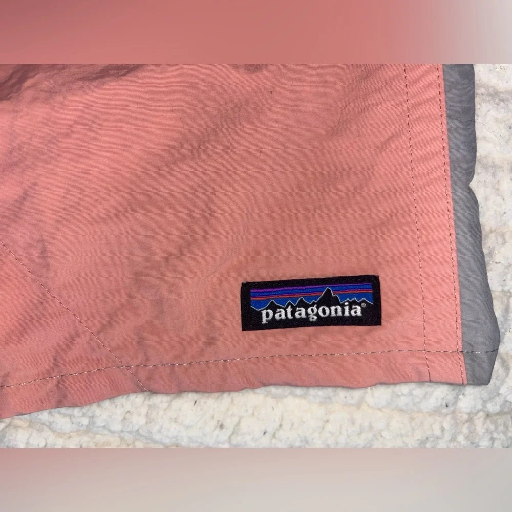 Patagonia Grey & Salmon Pink Color Block Swim Trunk Shorts Size: Medium